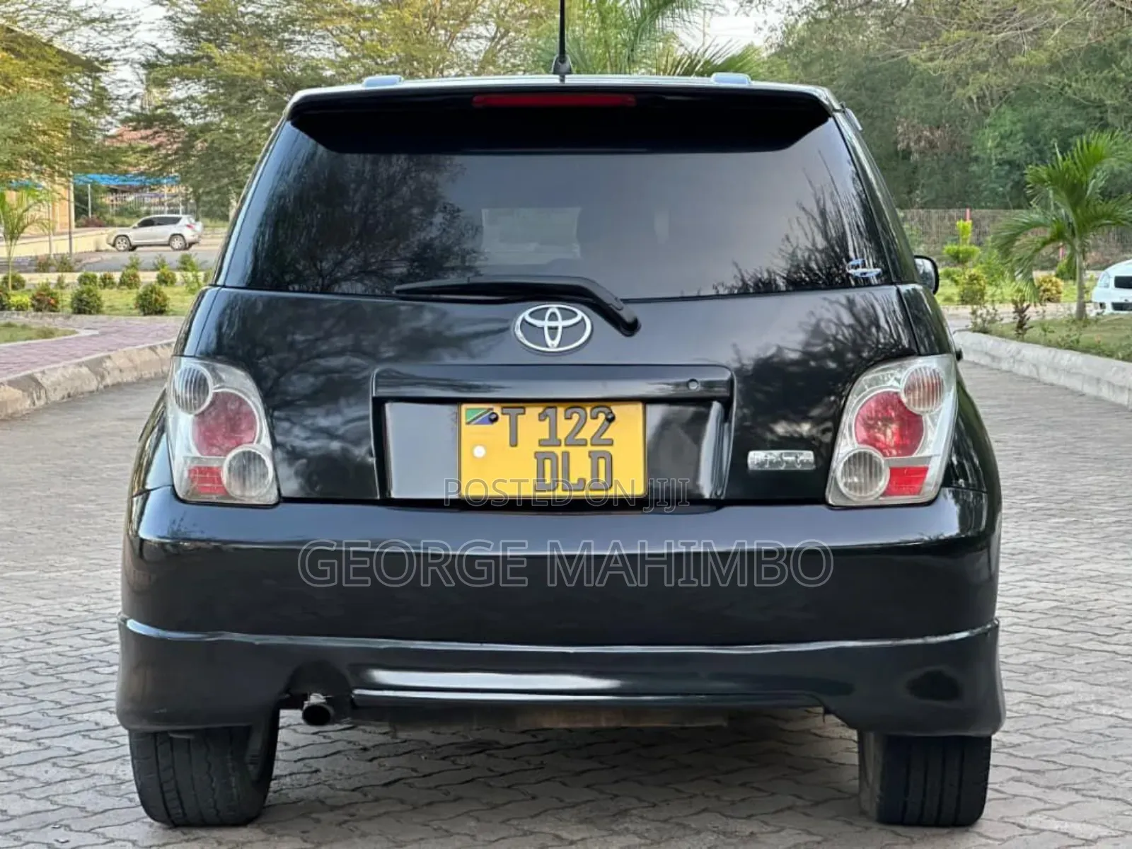 Toyota IST 2005 Black