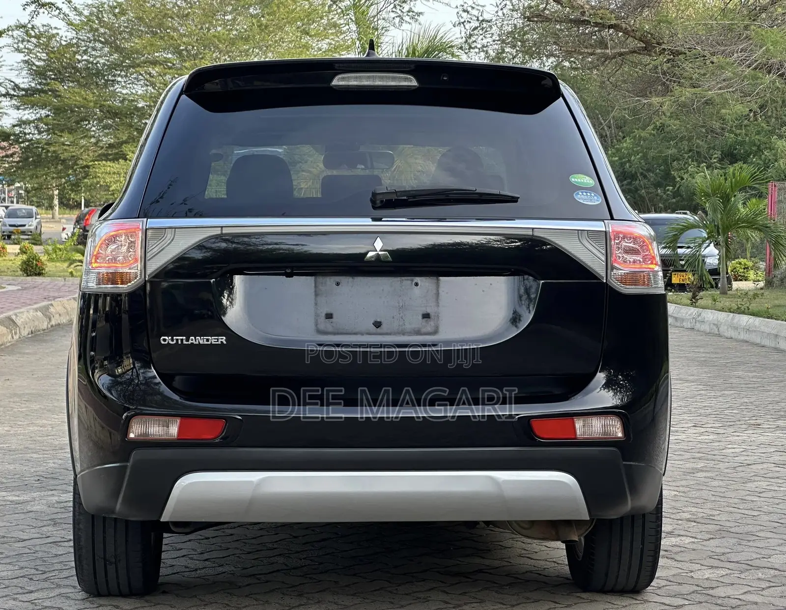Mitsubishi Outlander 2014 Black