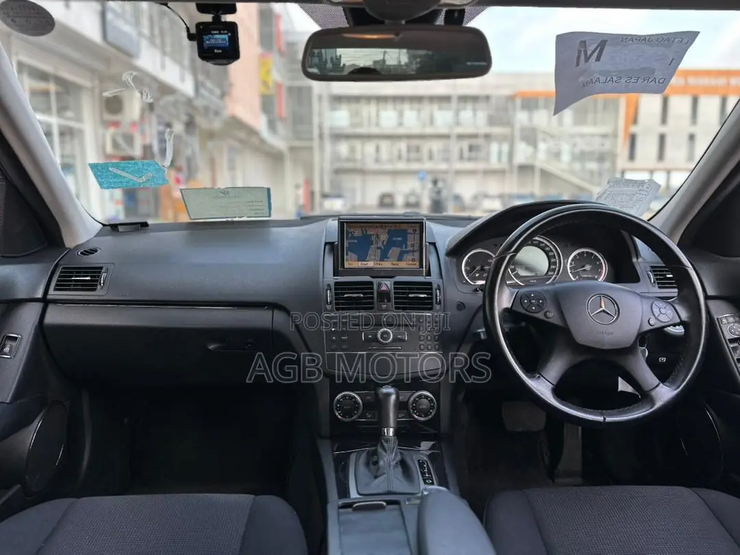 Mercedes-Benz C-Class 2009 Gray