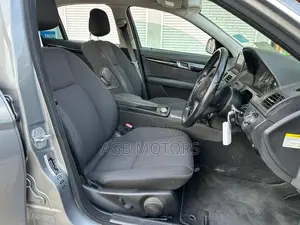 Mercedes-Benz C-Class 2009 Gray