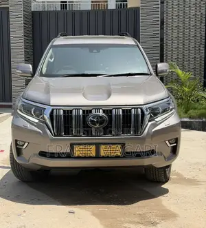 Toyota Land Cruiser Prado 2023 Gray
