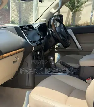 Toyota Land Cruiser Prado 2023 Gray