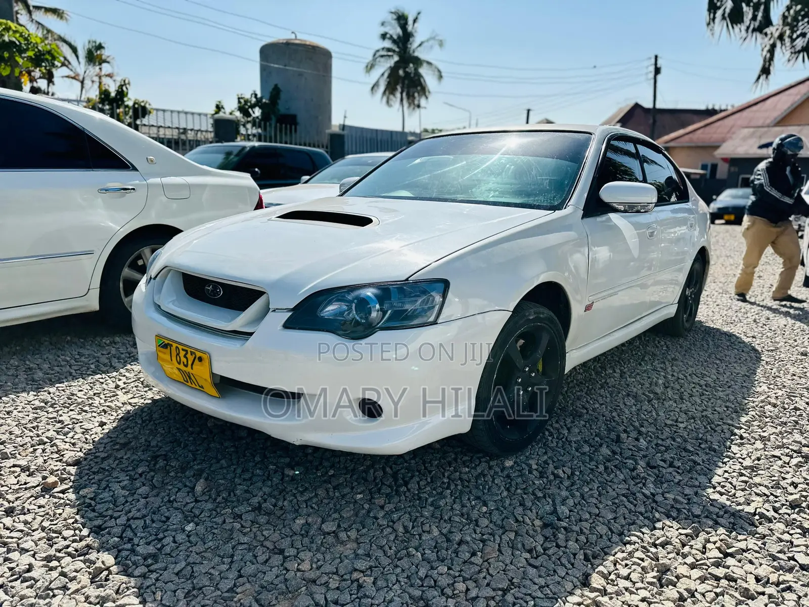 Subaru Legacy 2004 White