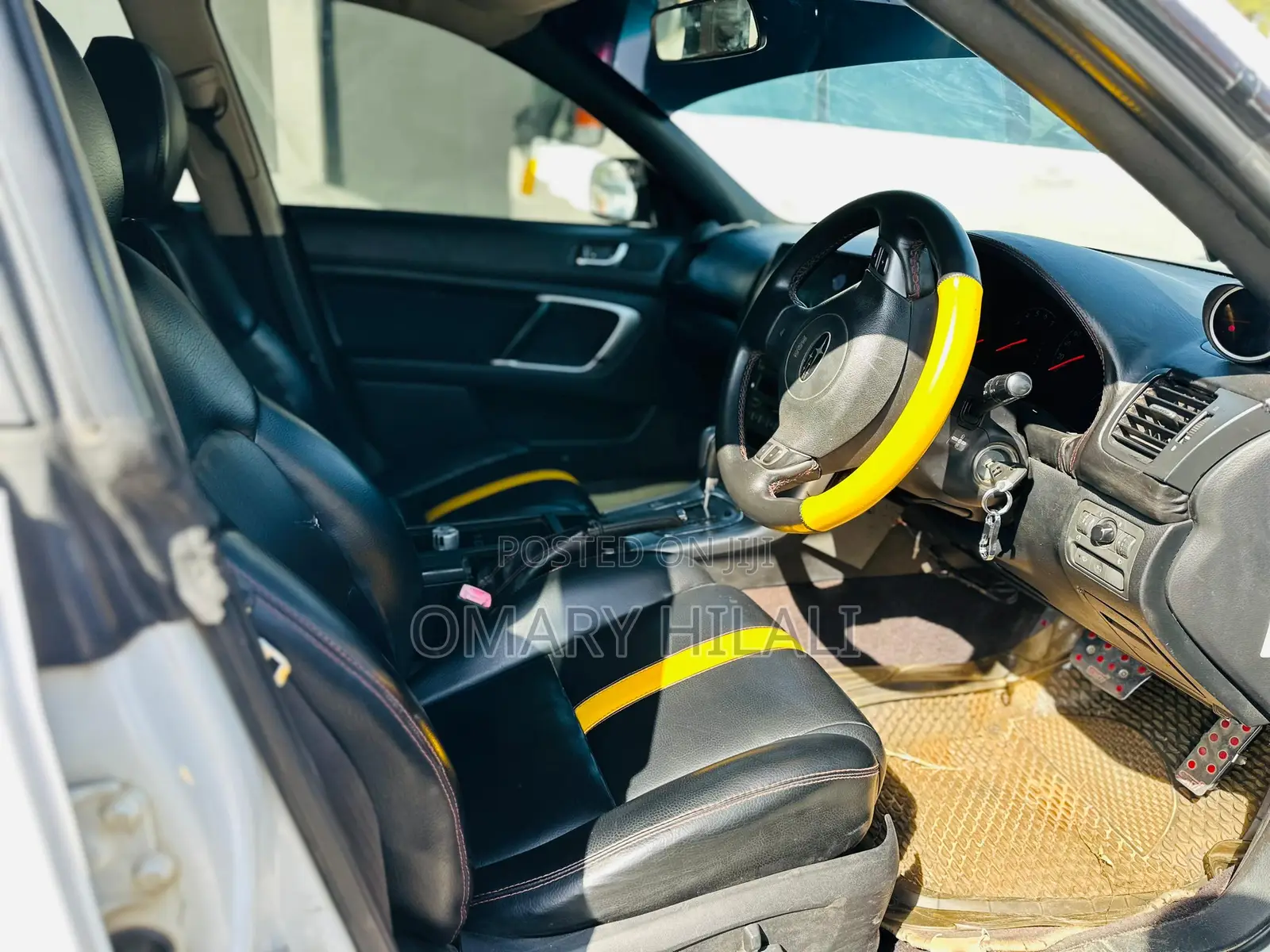 Subaru Legacy 2004 White