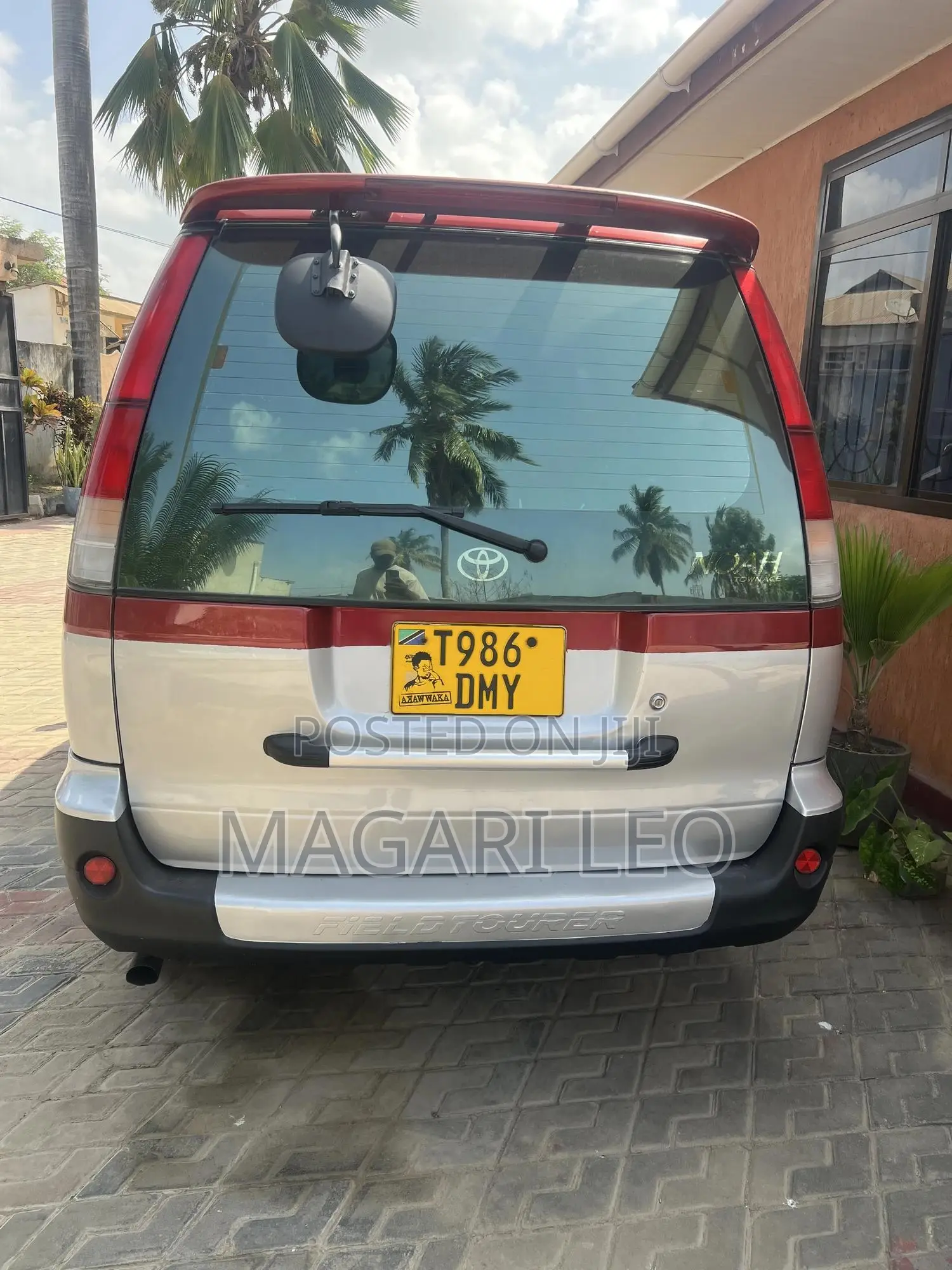 Toyota Noah 2003 Red