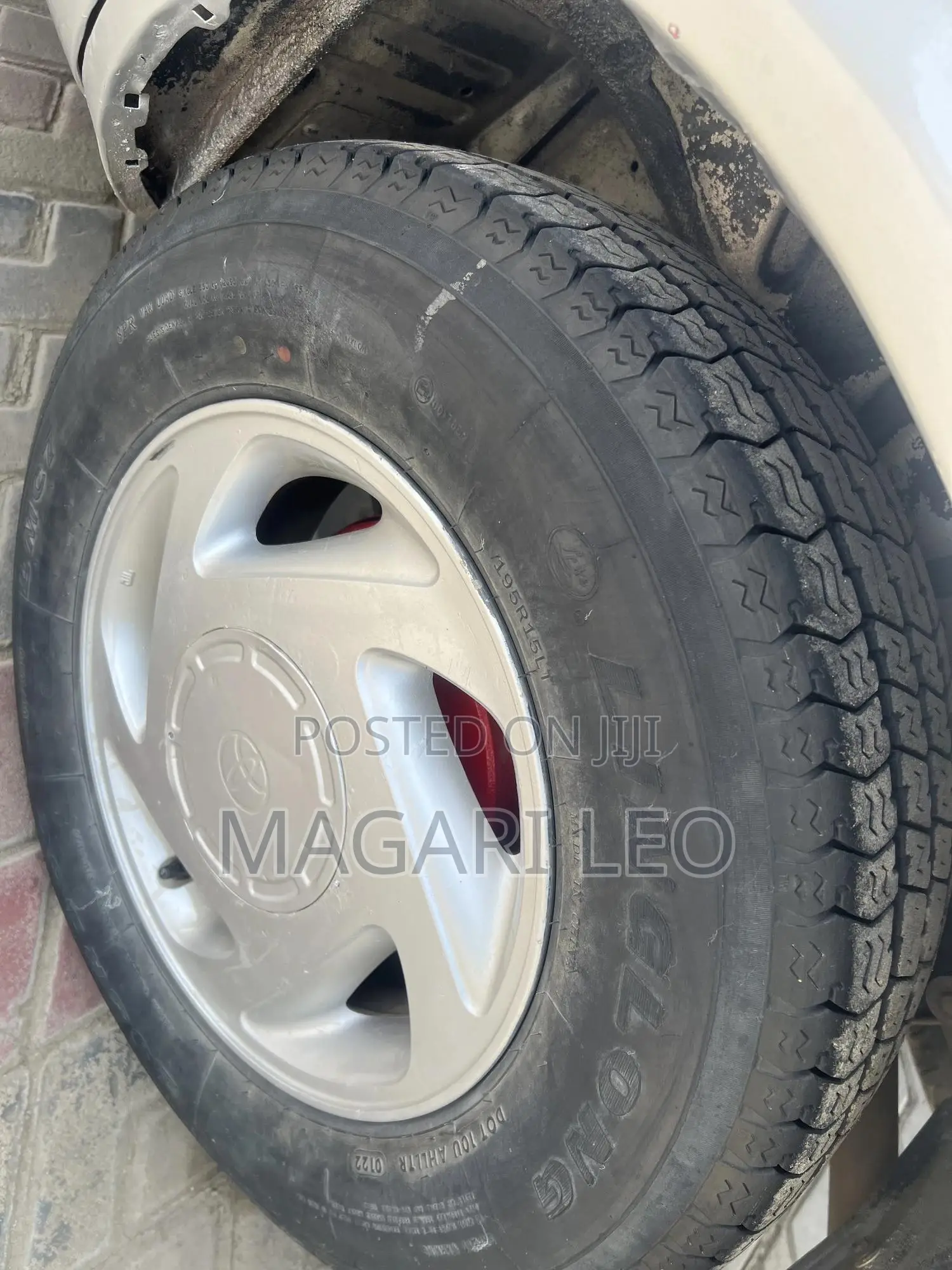 Toyota Noah 2003 Red
