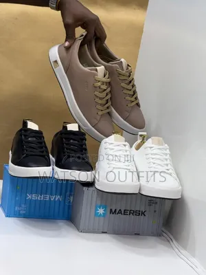 Men's Leather Shoes Smartly Handled