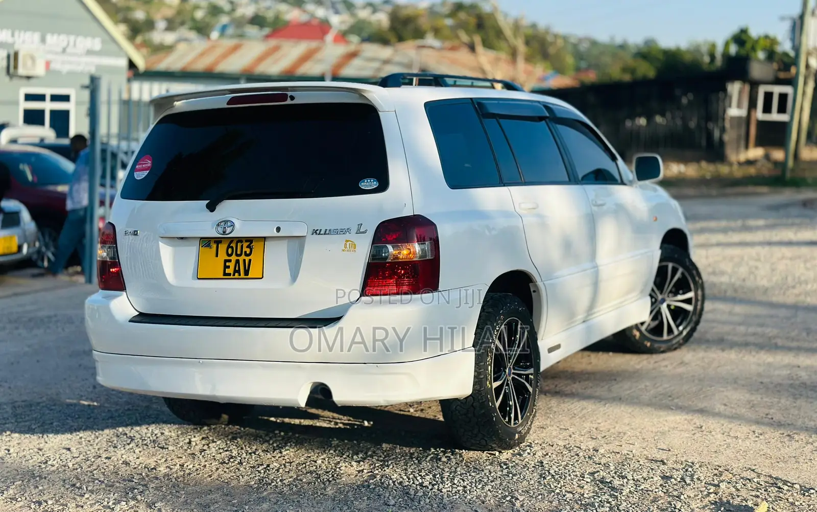 Toyota Kluger 2005 White
