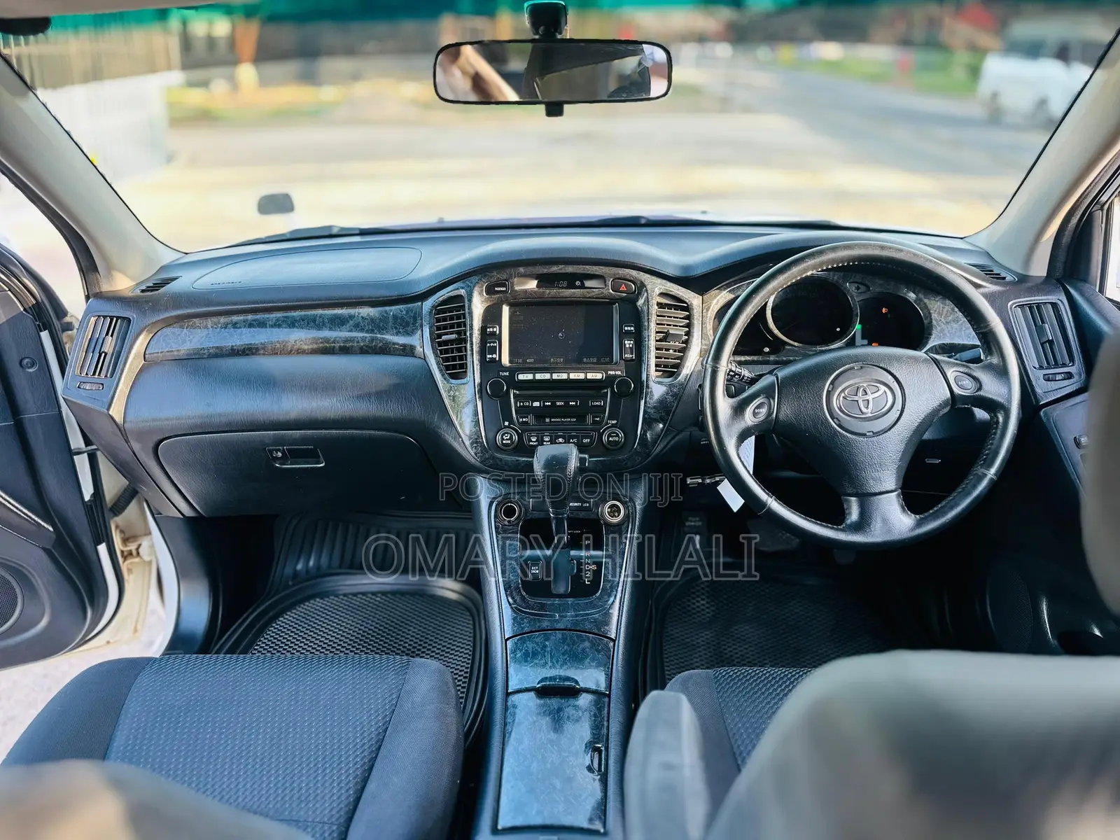 Toyota Kluger 2005 White