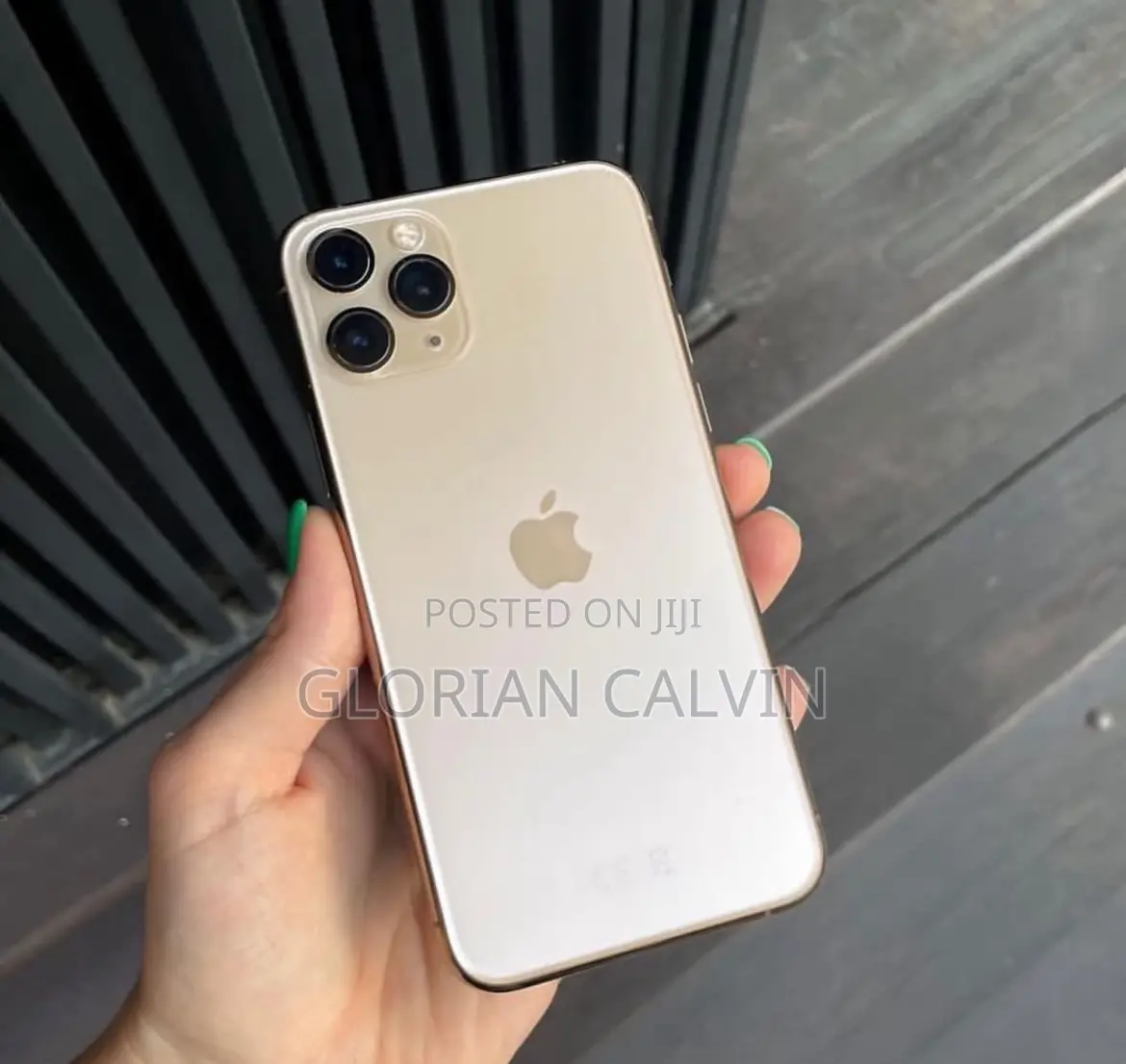 New Apple iPhone 11 Pro 256 GB Gold