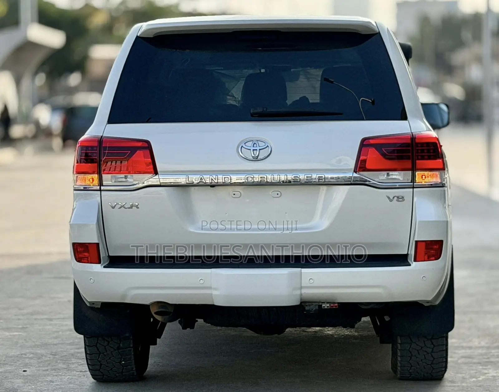 Toyota Land Cruiser 2019 White