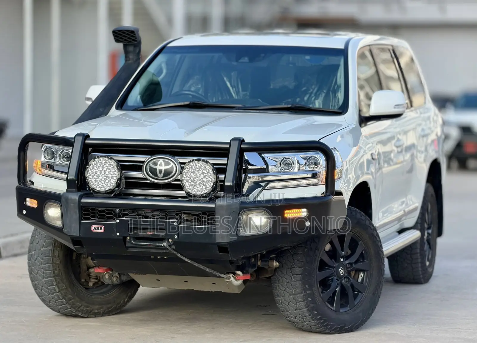 Toyota Land Cruiser 2019 White
