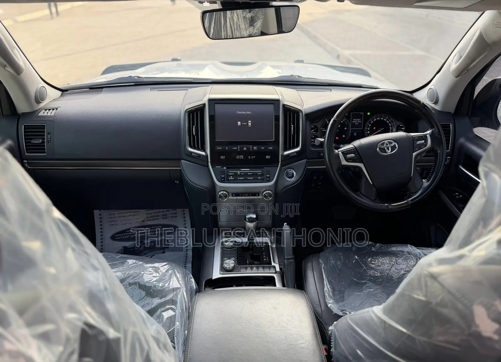 Toyota Land Cruiser 2019 White