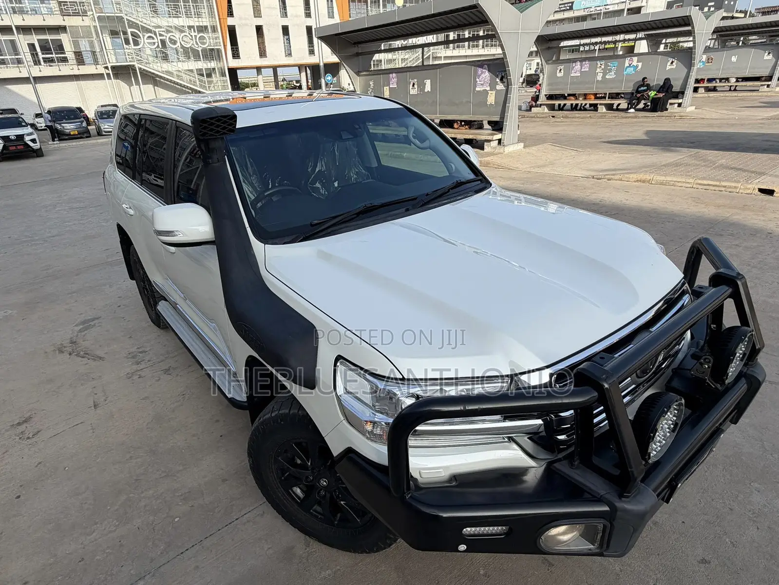 Toyota Land Cruiser 2019 White