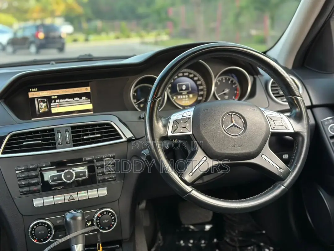 Mercedes-Benz C-Class 2012 Silver