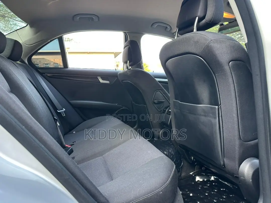 Mercedes-Benz C-Class 2012 Silver