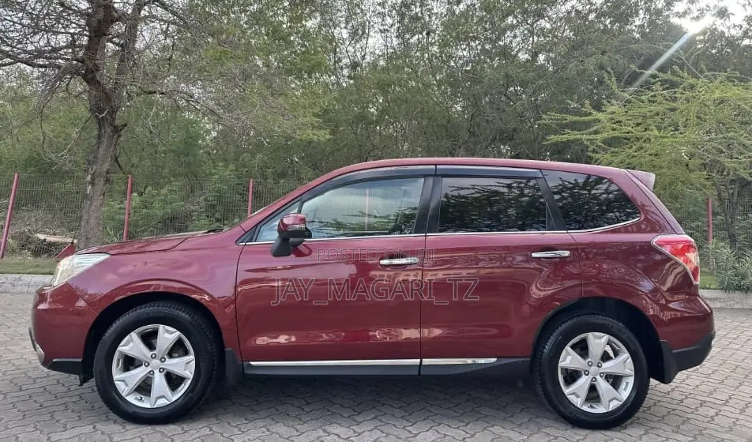 Subaru Forester 2013 Maroon