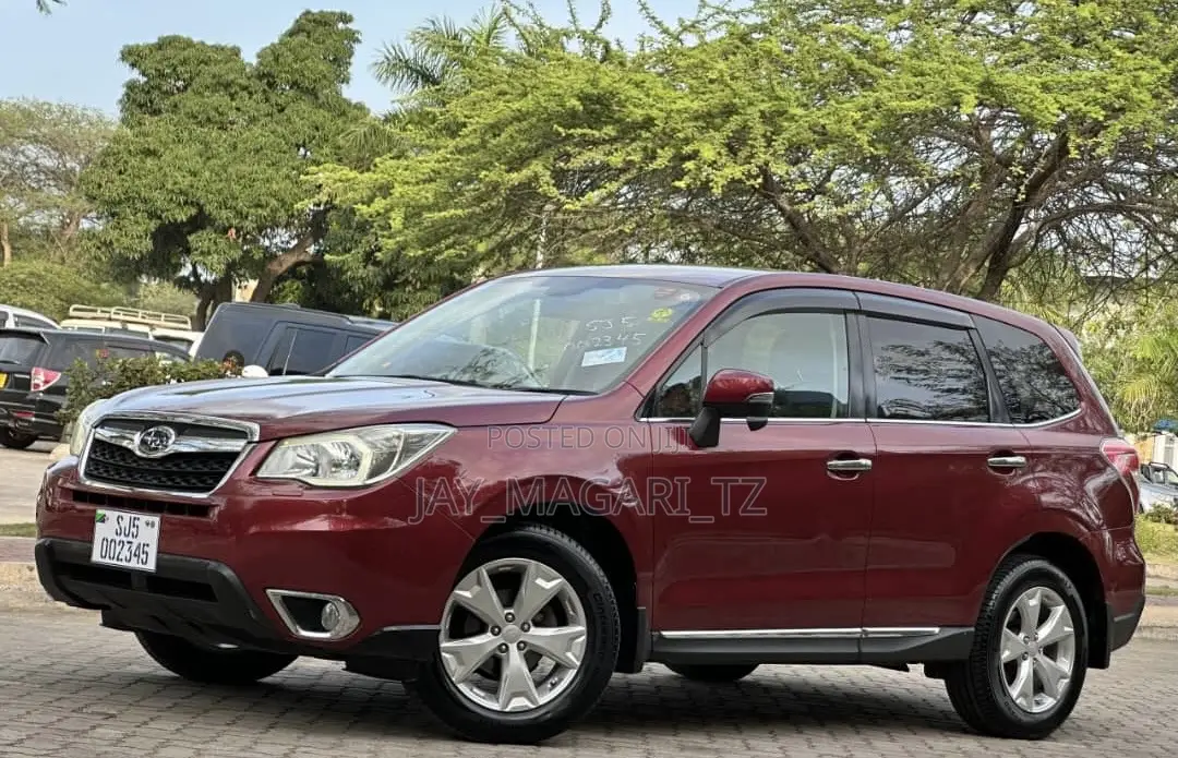 Subaru Forester 2013 Maroon