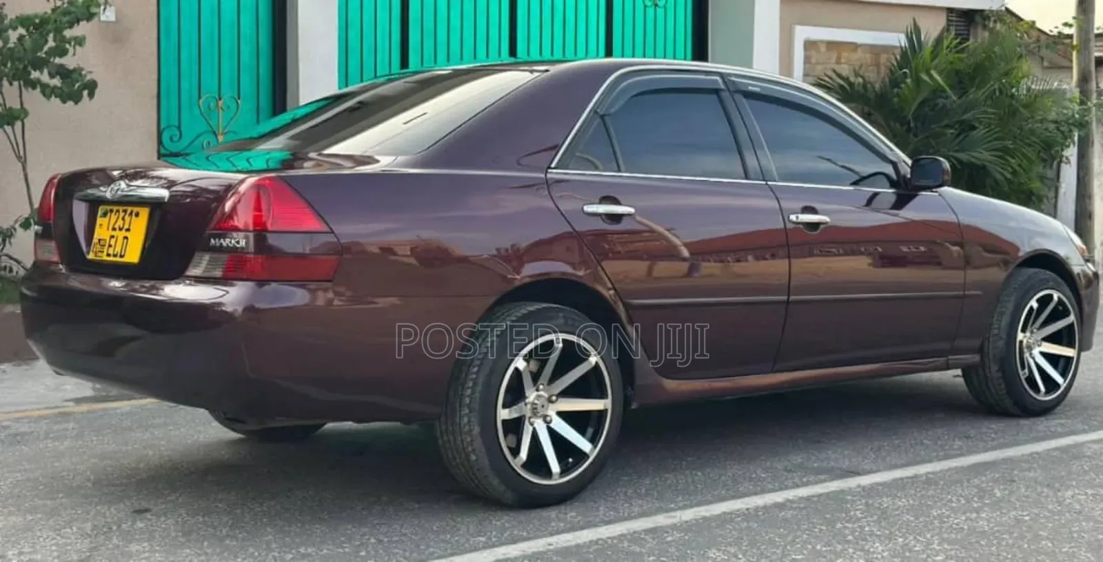 Toyota Mark II 2004 Black