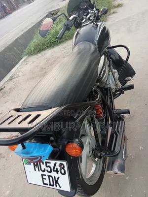 New Bajaj Boxer 125 2025 Black
