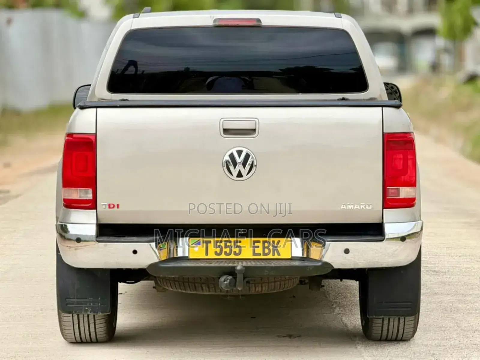 Volkswagen Amarok 2011 Beige