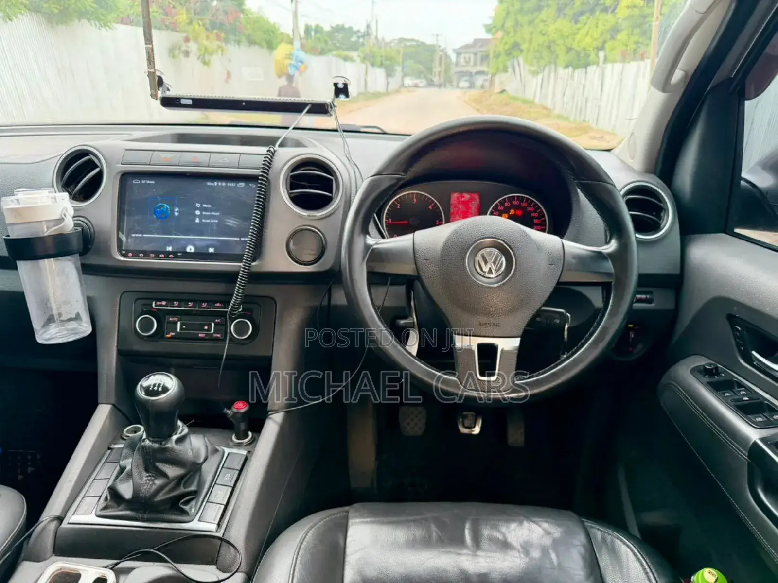 Volkswagen Amarok 2011 Beige