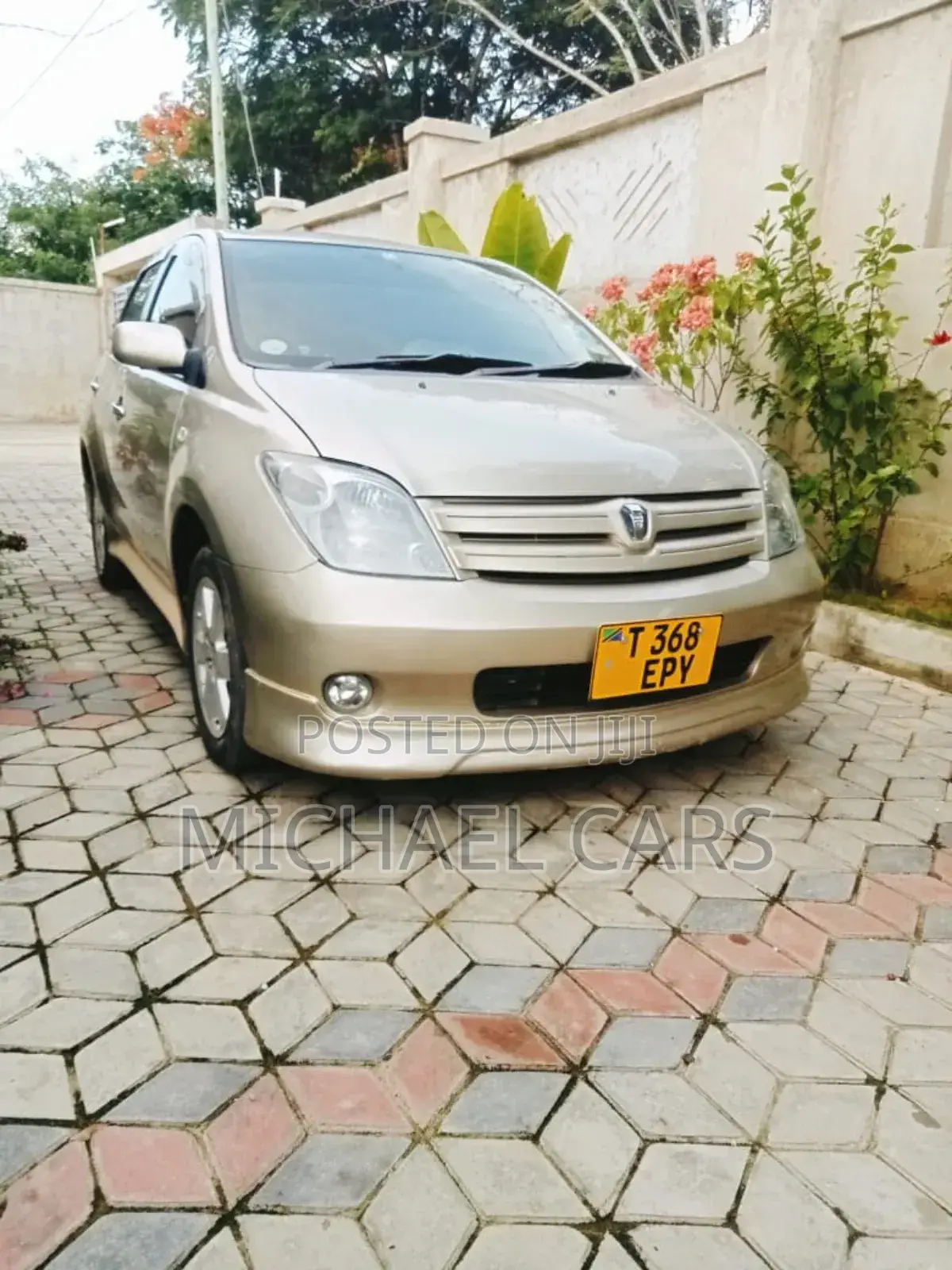 Toyota IST 2005 Beige