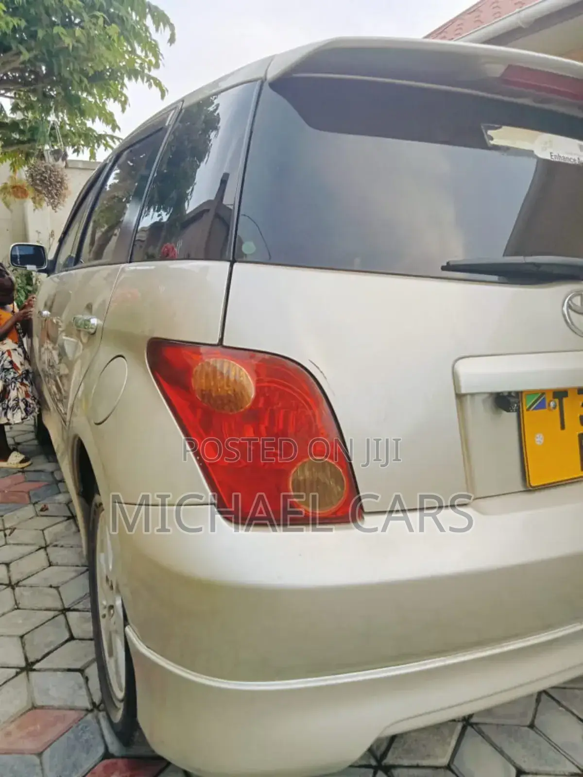 Toyota IST 2005 Beige