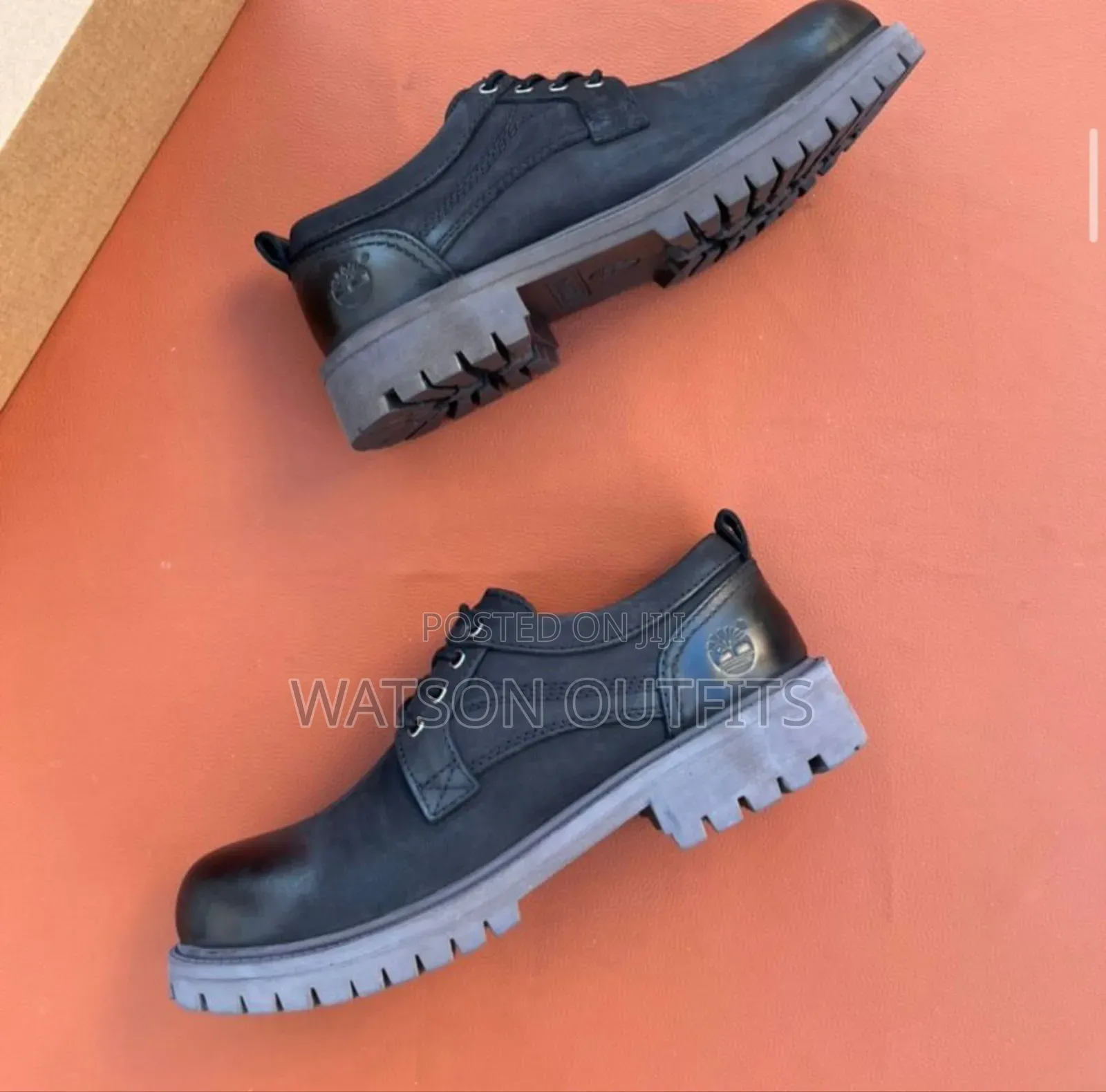 Men's Leather Shoes for Pleasing and Pleasant and Comfortable on Feet