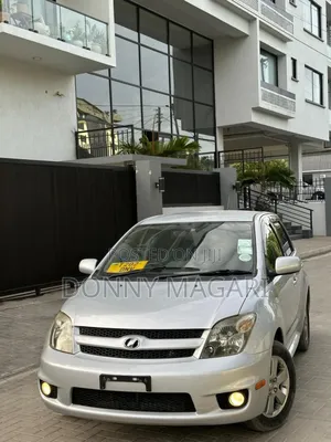 Toyota IST 2007 Silver