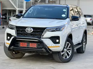 Toyota Fortuner 2.8 D RWD 2020 White