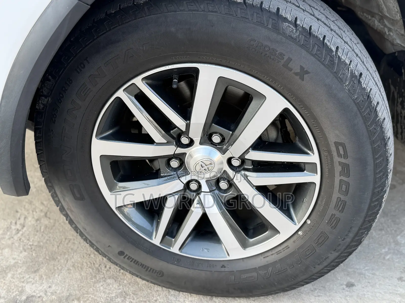 Toyota Fortuner 2.8 D RWD 2020 White