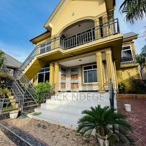 6bdrm House in Airport, Ilala for sale