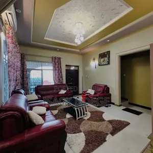 6bdrm House in Airport, Ilala for sale
