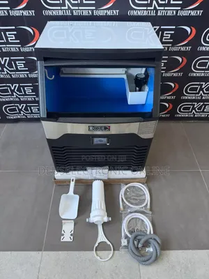 Ice *Ice Cubes Maker 100kg/Day* 
TSH
