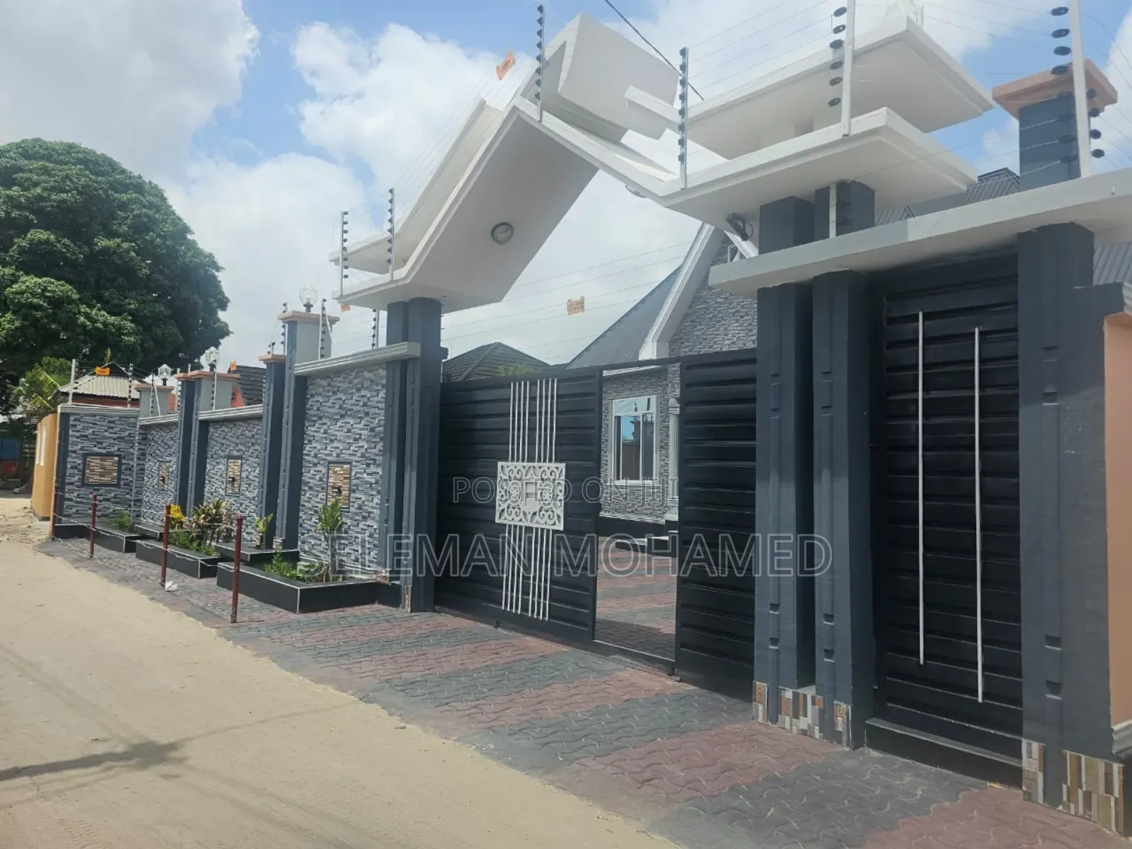 Furnished 4bdrm House in Biriani Real Estate, Chamazi for sale