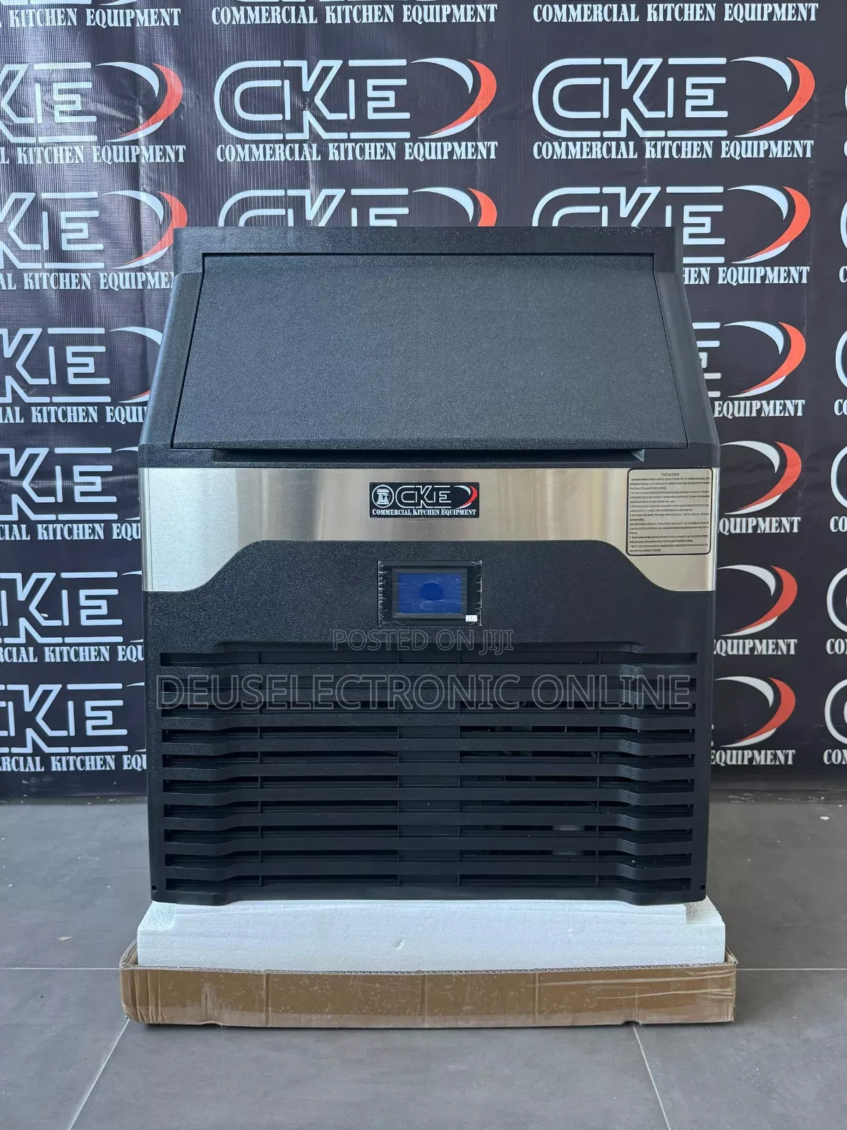 Ice *Ice Cubes Maker 100kg/Day* 
TSH