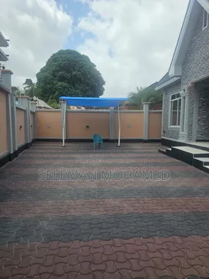 Furnished 4bdrm House in Biriani Real Estate, Chamazi for sale