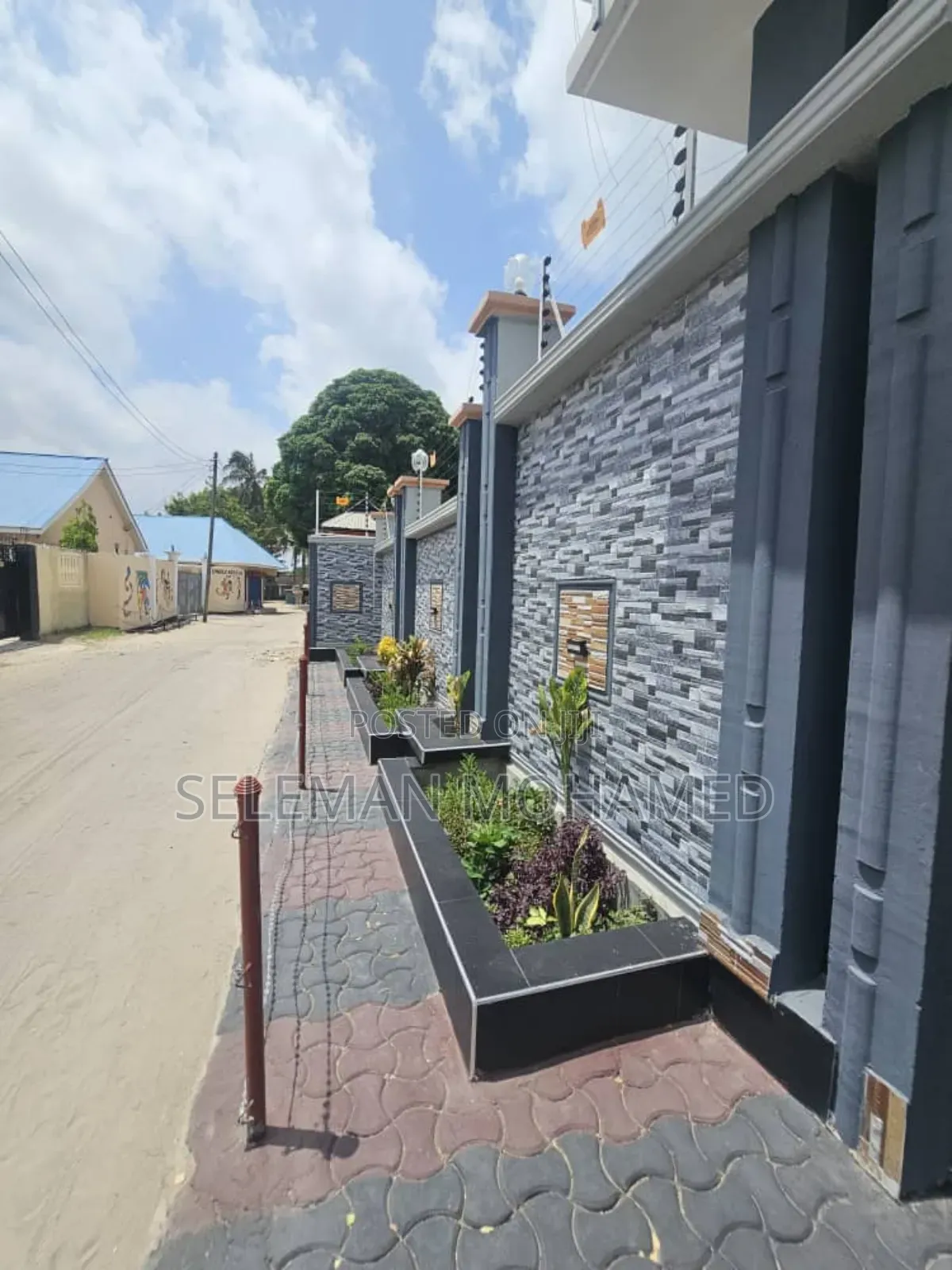Furnished 4bdrm House in Biriani Real Estate, Chamazi for sale