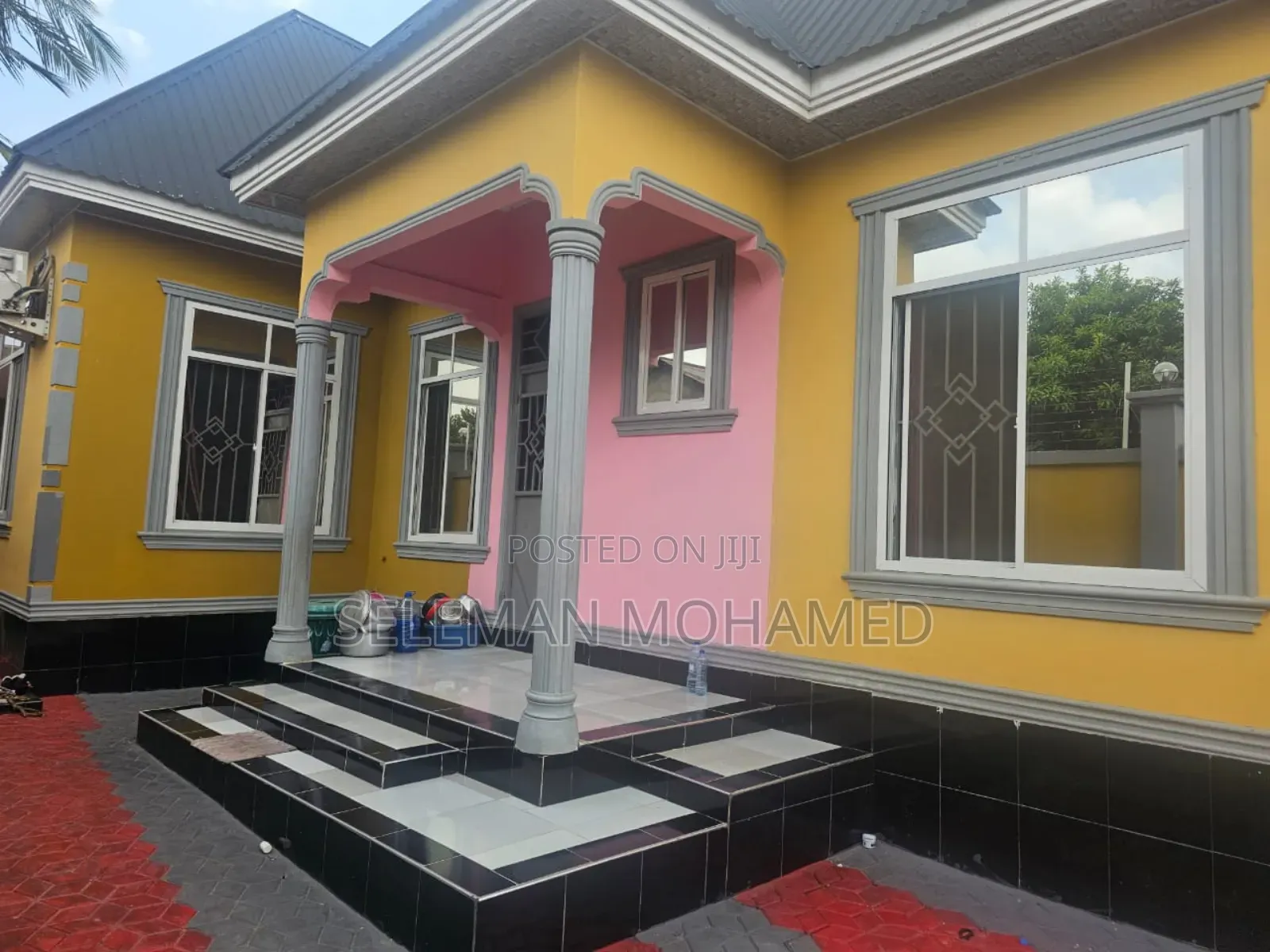 Furnished 4bdrm Chalet in Biriani Real Estate, Chamazi for sale
