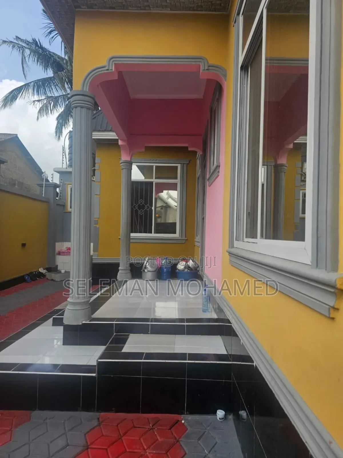 Furnished 4bdrm Chalet in Biriani Real Estate, Chamazi for sale