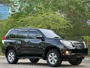 Toyota Land Cruiser Prado 2011 Black