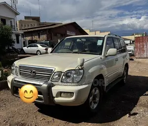 Toyota Land Cruiser 1999 White