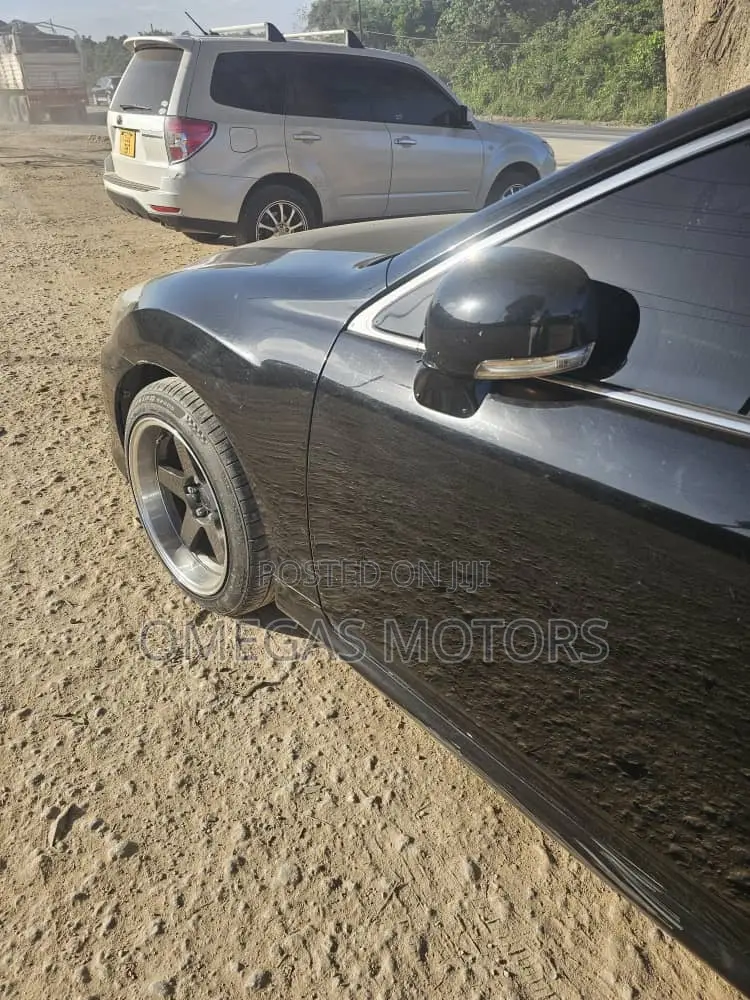 Toyota Crown 2008 Black