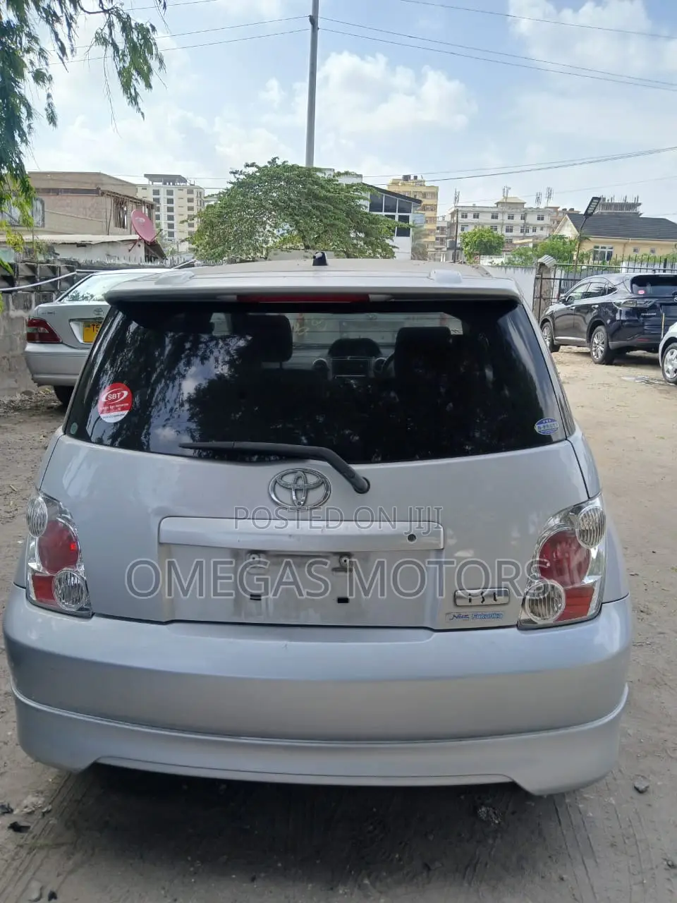 Toyota IST 2004 Silver