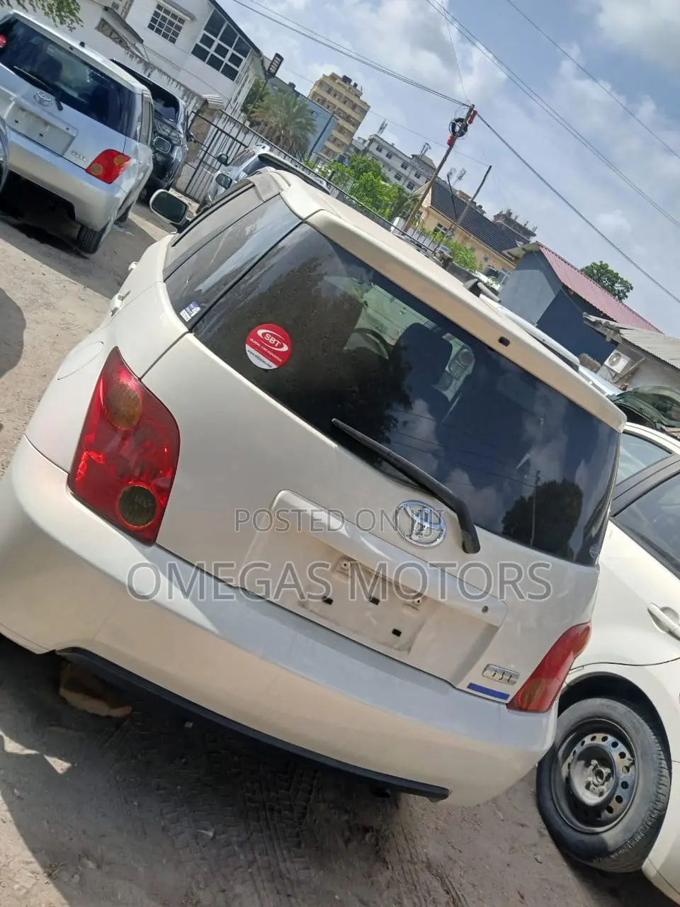 Toyota IST 2004 Silver