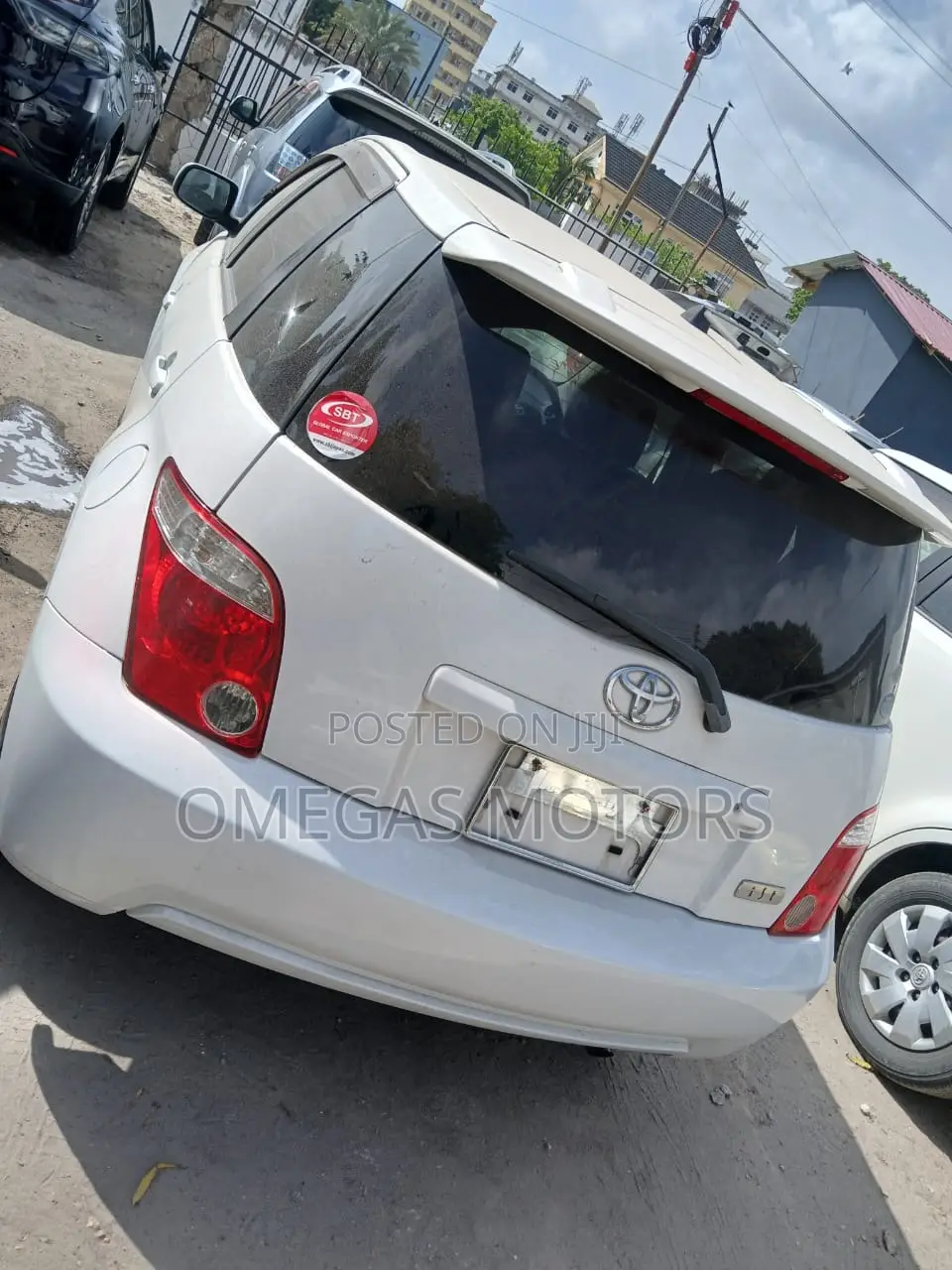 Toyota IST 2004 Silver