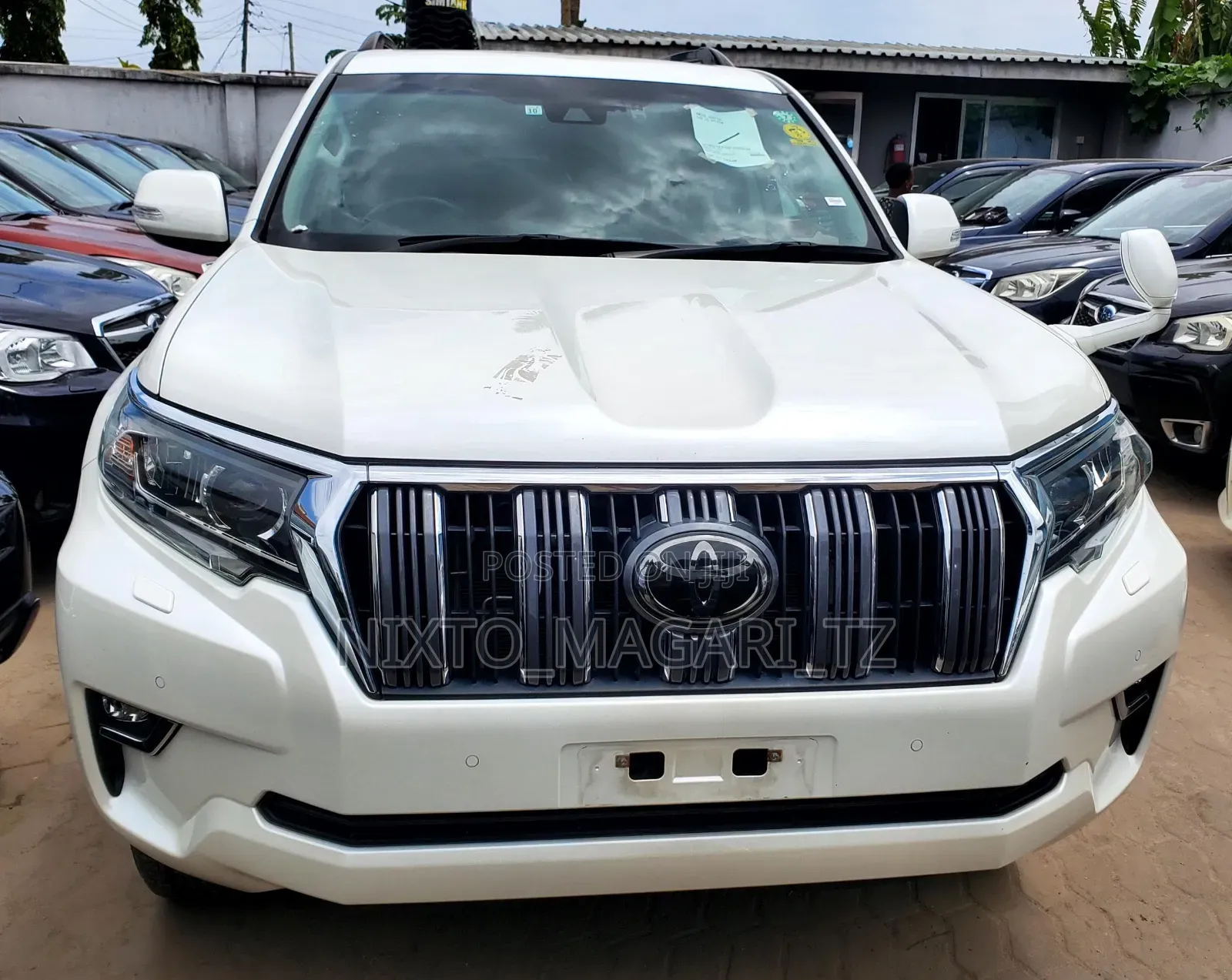 Toyota Land Cruiser Prado 2019 White