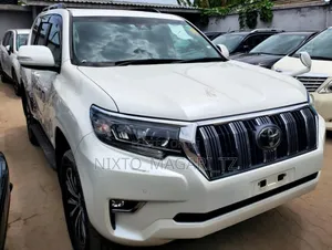 Toyota Land Cruiser Prado 2019 White