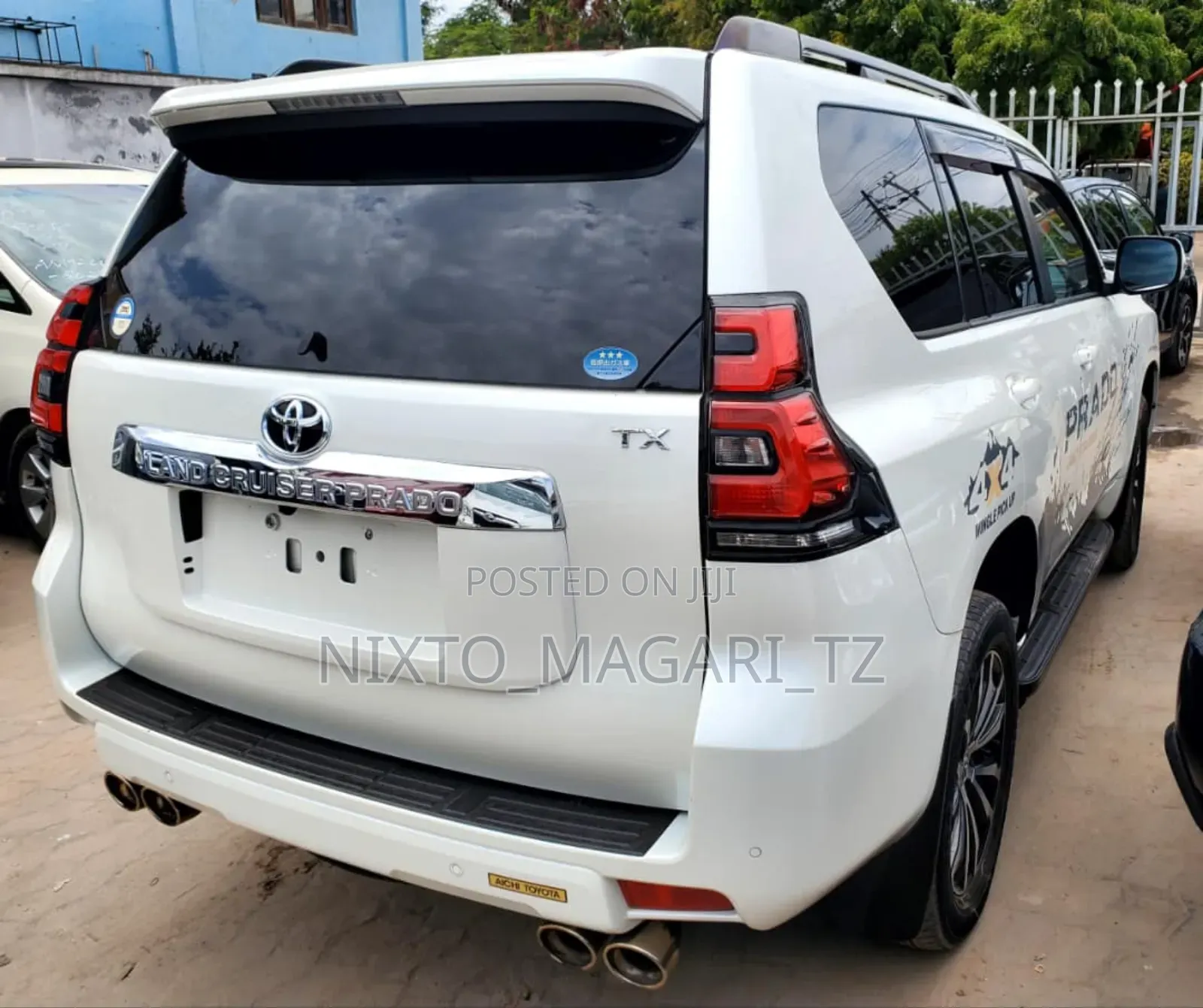 Toyota Land Cruiser Prado 2019 White